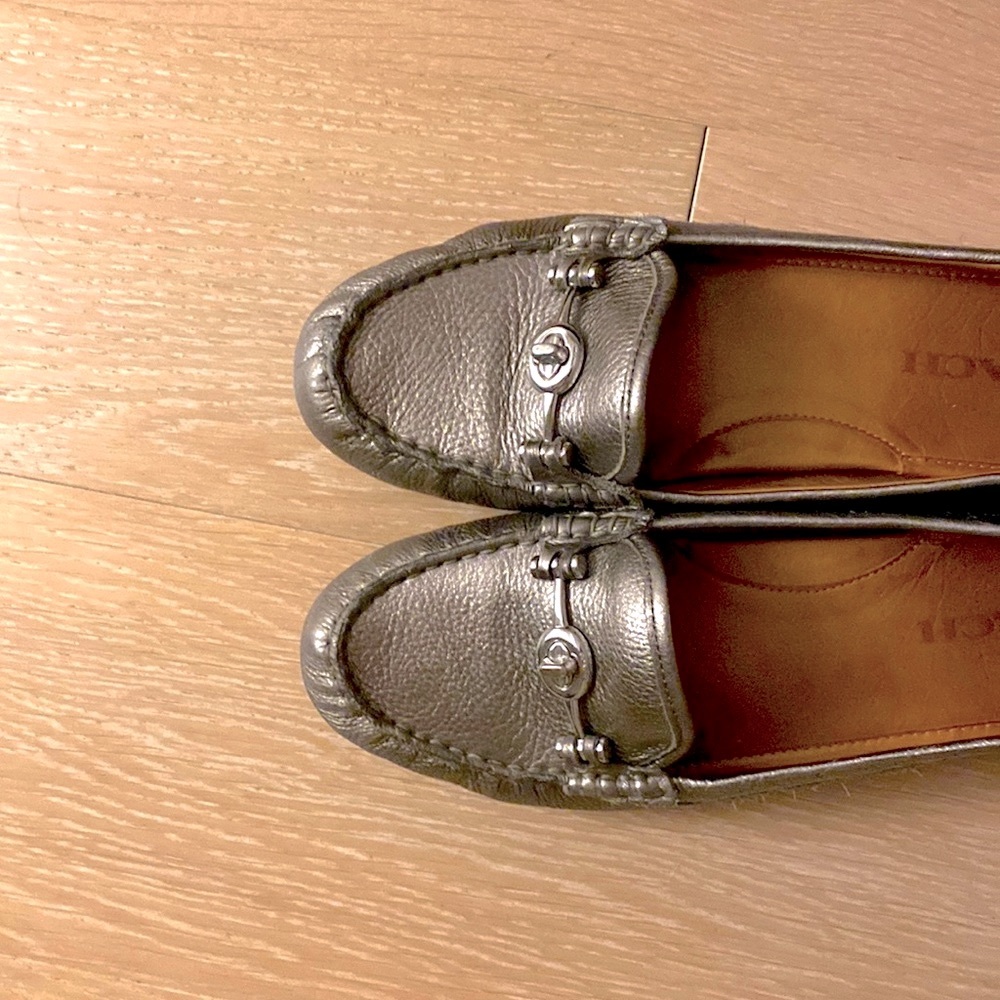 Coach flats